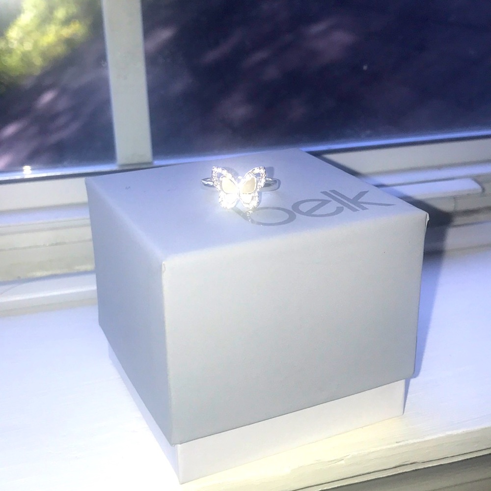 I’m selling a silver butterfly ring